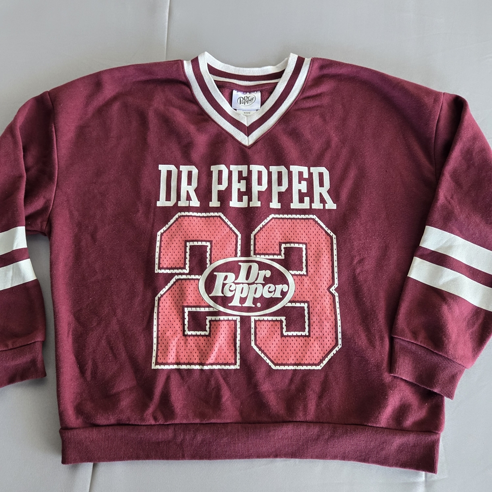 Dr Pepper #23 V-neck Sweatshirt, Jersey Style Shirt Size M Promotional Unisex